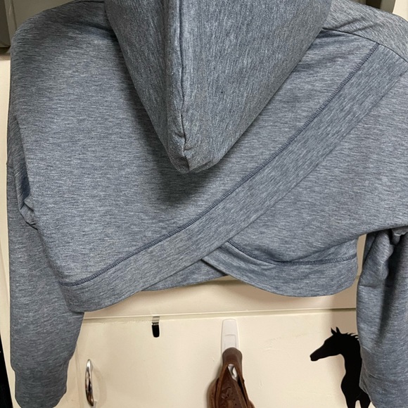 Cropped hoodie - Picture 2 of 2